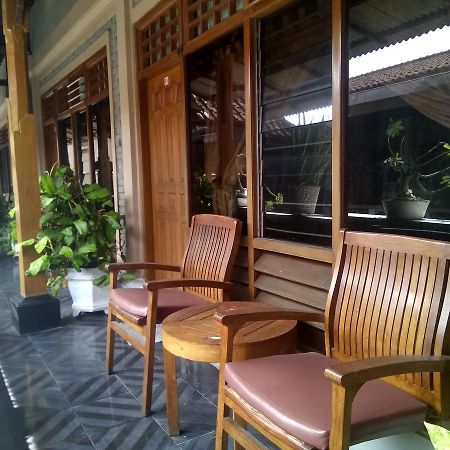 Rabasta Kuta Beach Inn Buitenkant foto