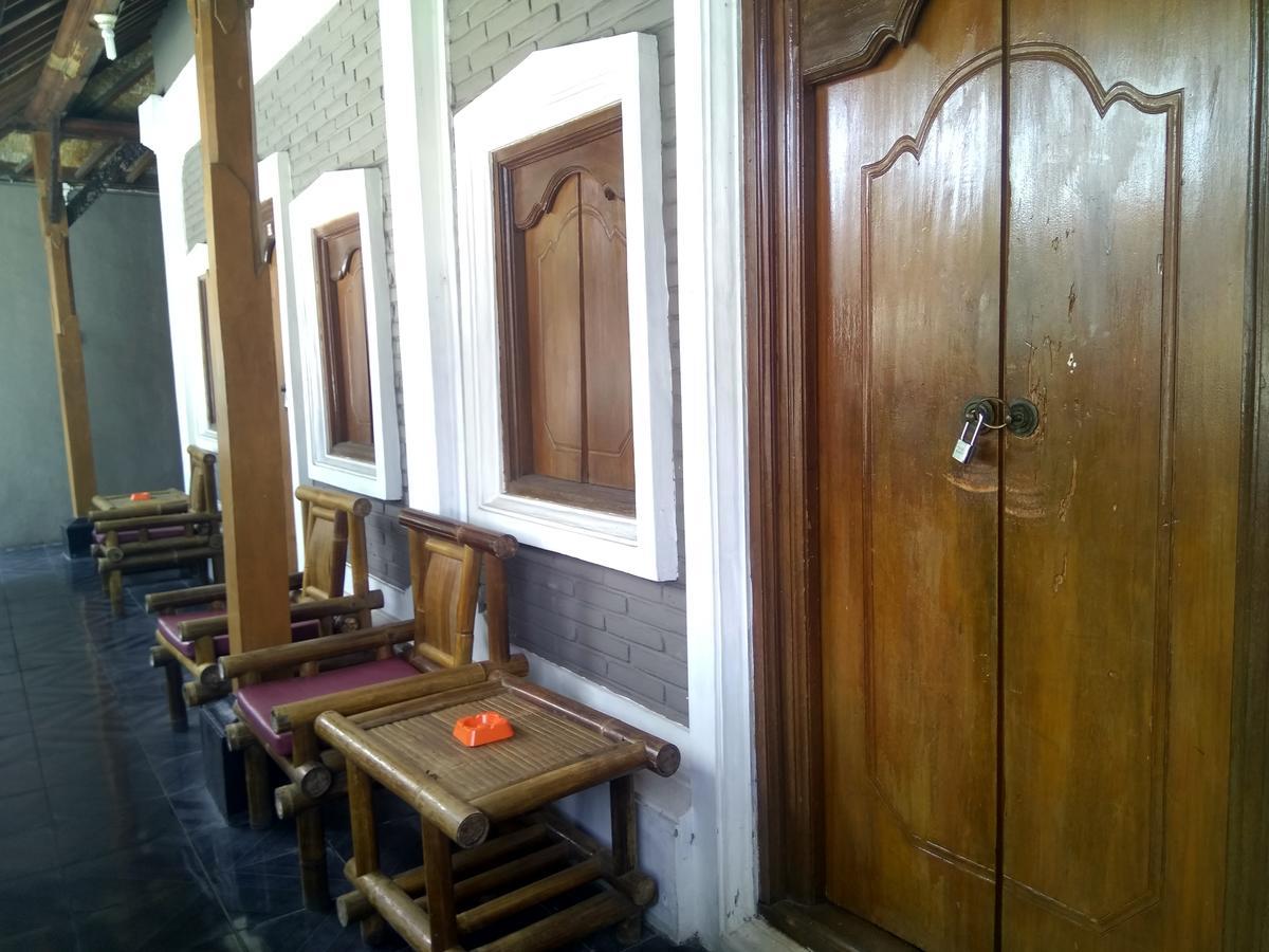 Rabasta Kuta Beach Inn Buitenkant foto